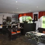 莱巴德尔旅馆 住宿加早餐酒店 3*