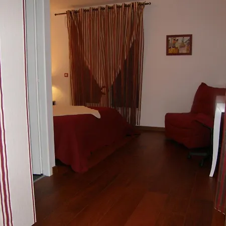 فندق مبيت وإفطار La Raimbaudiere