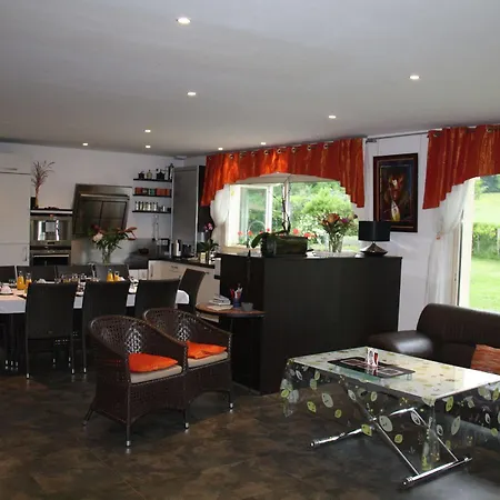 La Raimbaudiere Bed & Breakfast 3*