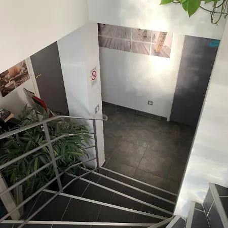 La Raimbaudiere فندق مبيت وإفطار