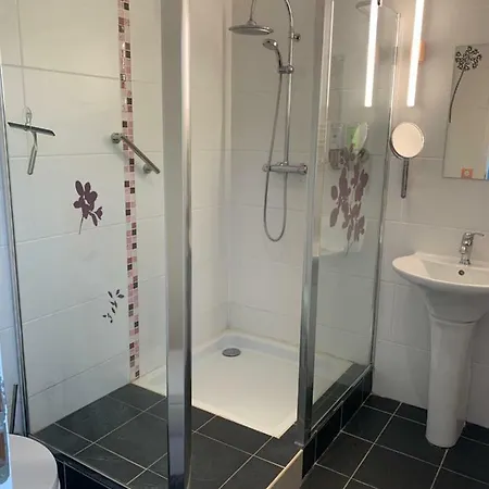 La Raimbaudiere 3* Guigneville-sur-Essonne