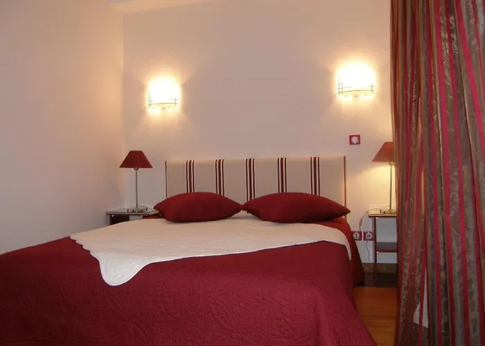 La Raimbaudiere 3* Guigneville-sur-Essonne